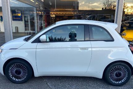 Fiat 500e 11.100 km 16.990 &euro; Asperg 71679