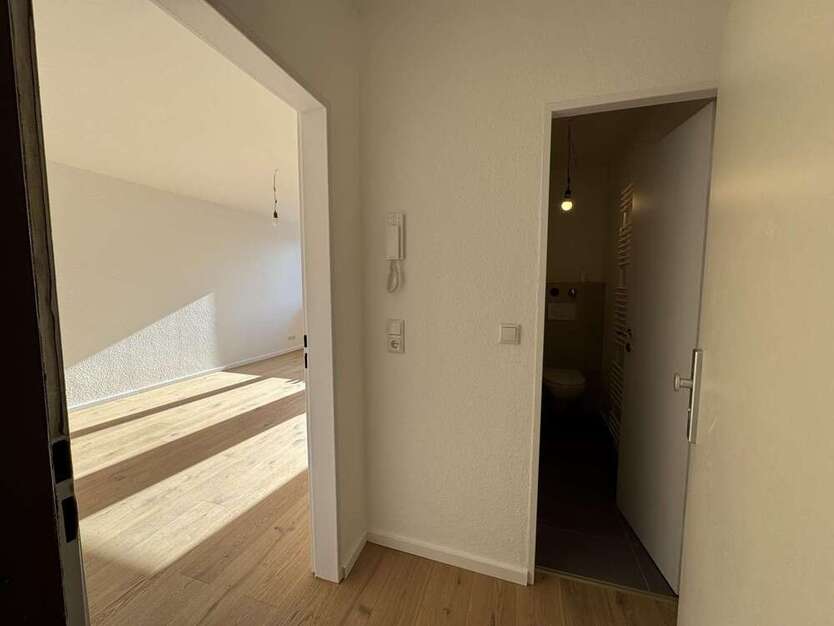 Wohnung zum Mieten in Frankfurt am Main 760 € 33 m²