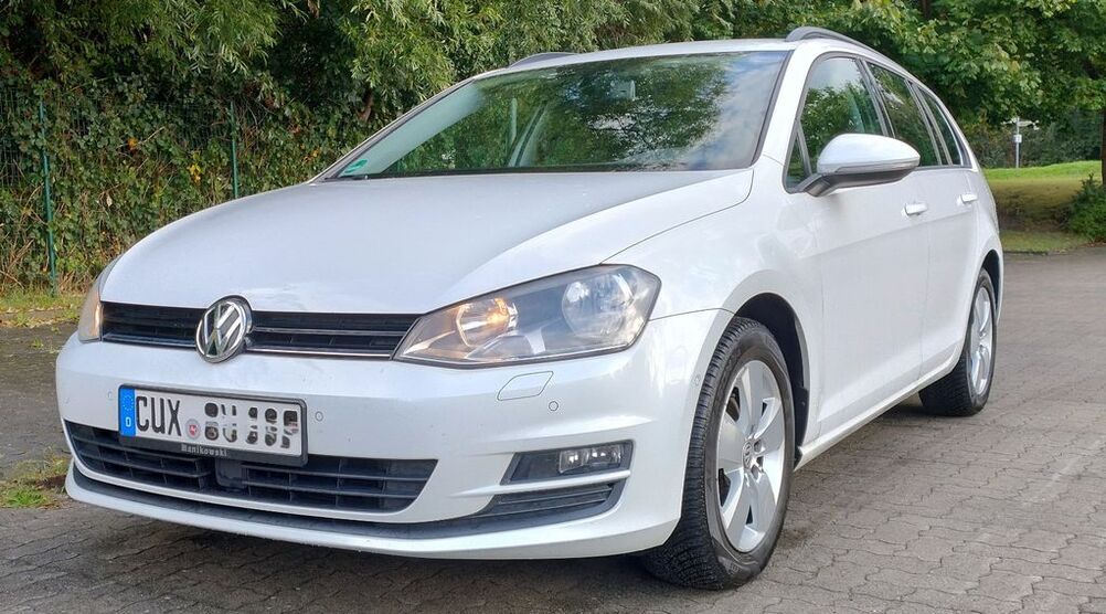 VW Golf 123.000 km 8.500 € Wurster Nordseeküste 27639