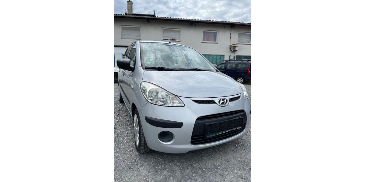 Hyundai i10 99.777 km 2.499 &euro; Reilingen 68799