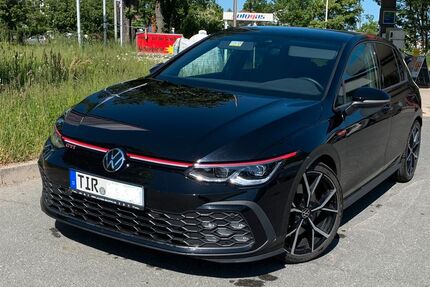 VW Golf 99.000 km 22.900 &euro; Krummennaab 92703