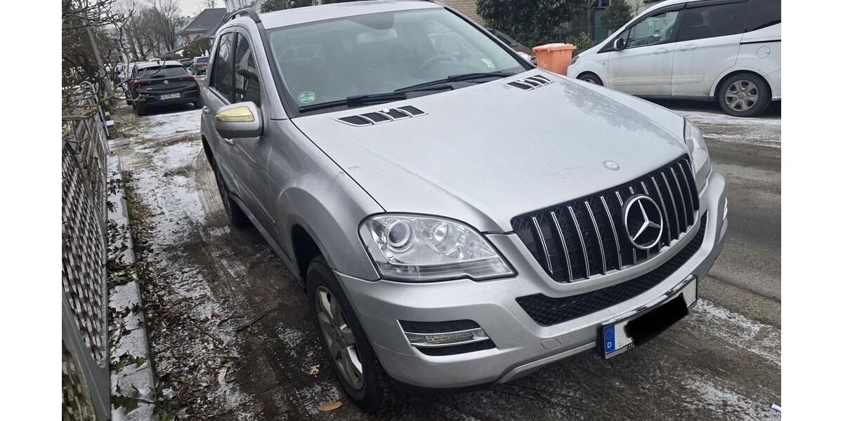 Mercedes-Benz ML 280 264.000 km 4.700 &euro; Lindow 16835
