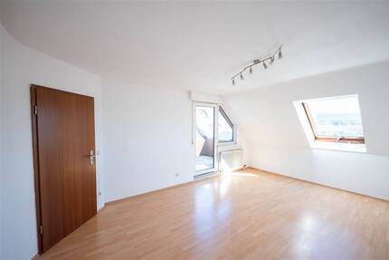 Wohnung Salach - 3 Zimmer, 70 m&sup2;, 229.000&euro; | Angebot:26886022