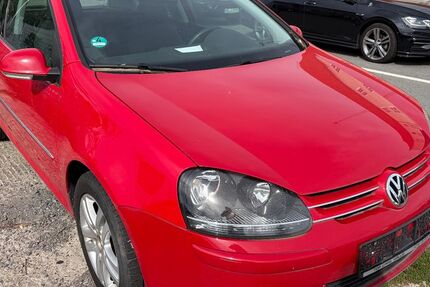 VW Golf 133.000 km 1.999 &euro; HALLE 06116