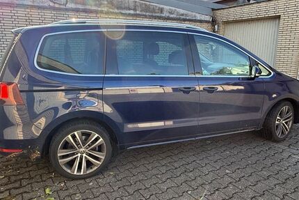 VW Sharan 128.000 km 25.900 € Krefeld 47799