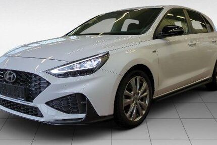 Hyundai i30 28.464 km 23.480 &euro; Dörth 56281
