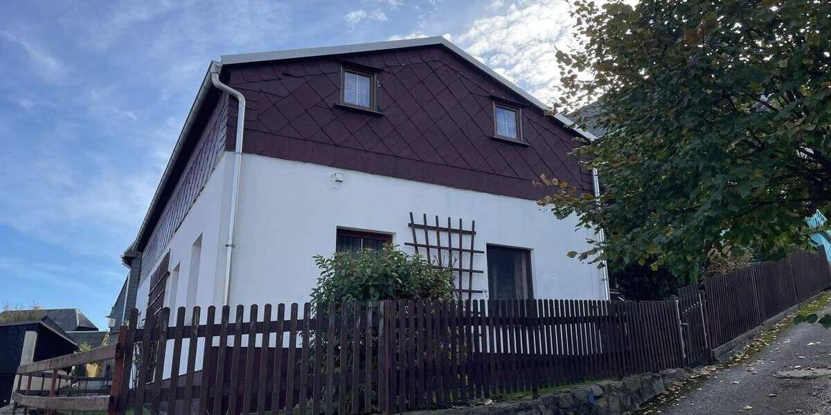 Einfamilienhaus Lauenstein Lauenstein - 4 Zimmer, 105 m&sup2;, 150.000&euro; | Angebot:25780945