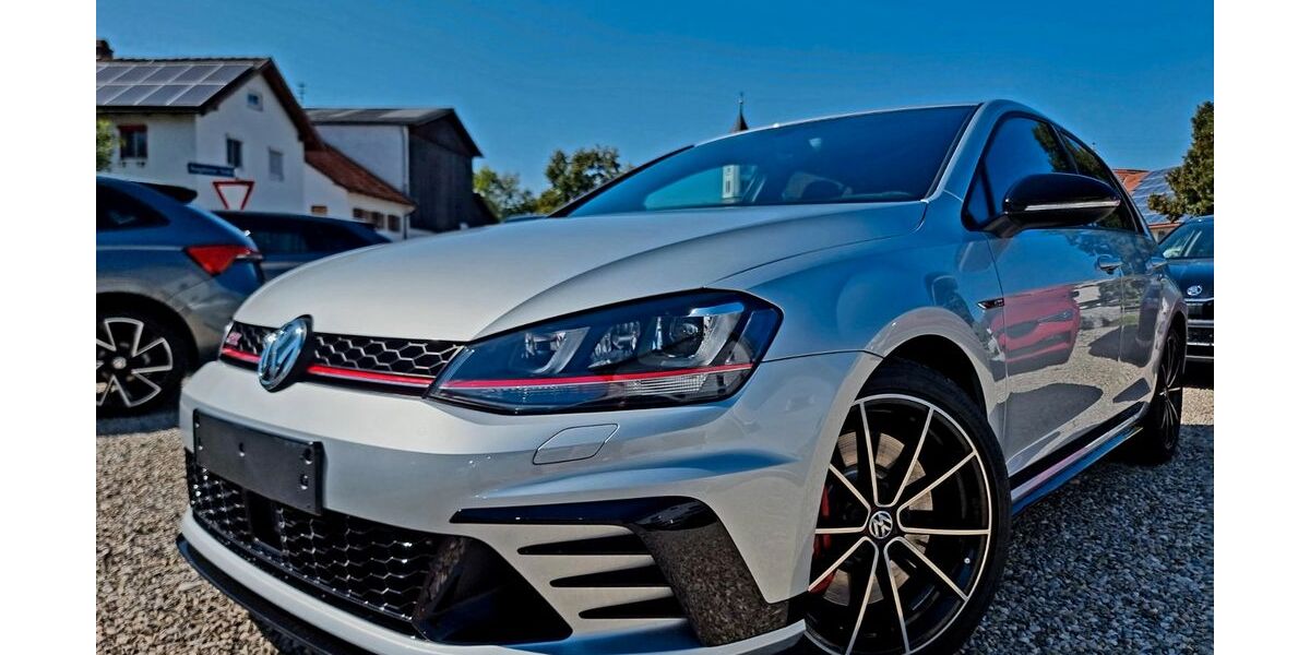 VW Golf 25.900 km 29.990 &euro; Leinau 87666