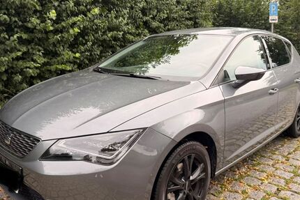 Seat Leon 144.000 km 4.999 &euro; Rosenheim 83022
