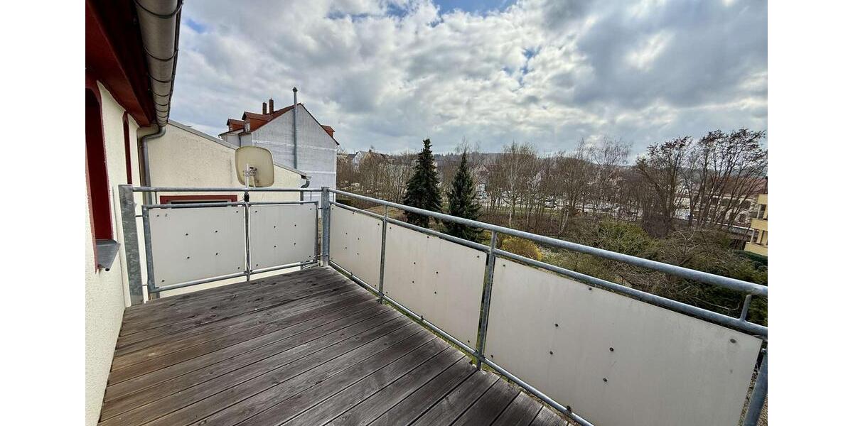 Etagenwohnung Döbeln - 4 Zimmer, 121 m&sup2;, 750&euro; | Angebot:26183314