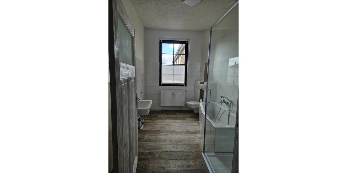 Erdgeschoßwohnung Wesenberg - 2.5 Zimmer, 84 m&sup2;, 690&euro; | Angebot:26184647