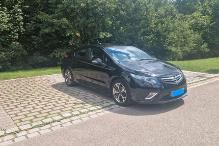 Opel Ampera 26.000 km 13.990 € Spiegelberg 71579