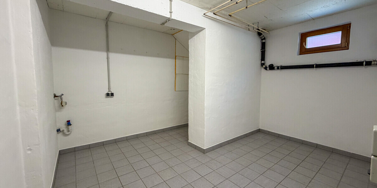 Haus im Haus- 6,5 Zimmer Wohnung in zentraler Lage - Etagenwohnung Höfen an der Enz Höfen (Enz) | Angebot:26828499
