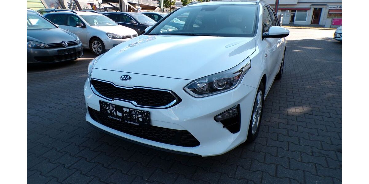 Kia ceed Sportswagon 84.000 km 15.990 &euro; Berlin 12347