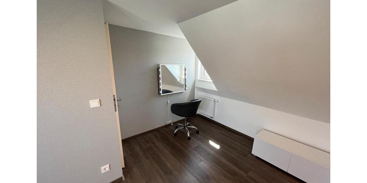 Reihenhaus Sarstedt - 3 Zimmer, 80 m&sup2;, 259.000&euro; | Angebot:25414273