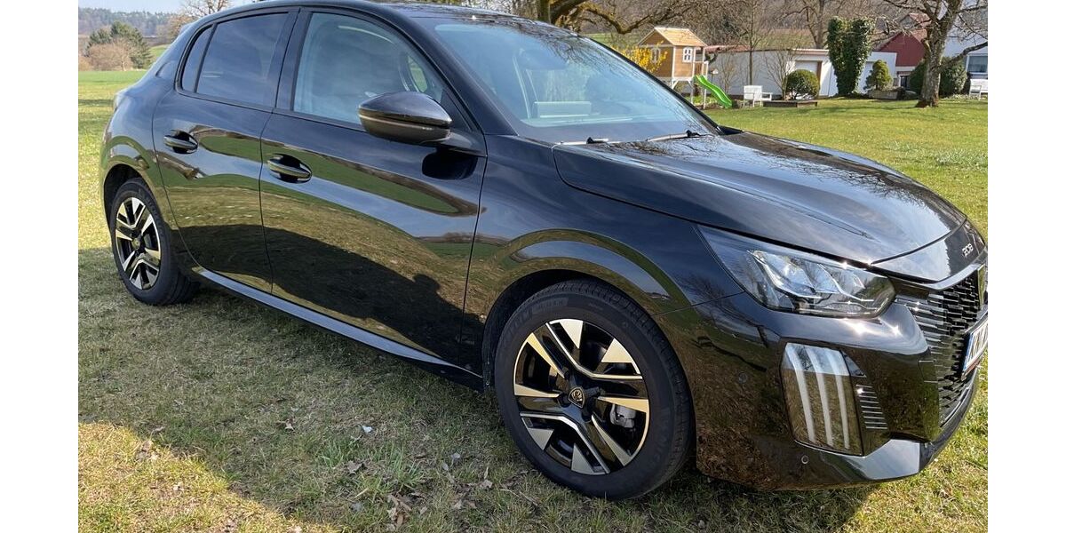 Peugeot 208 3.500 km 18.200 &euro; Hilzingen 78247