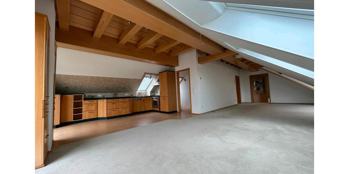 Dachgeschoßwohnung Halle (Saale) Gesundbrunnen - 2 Zimmer, 71 m&sup2;, 204.500&euro; | Angebot:27146983