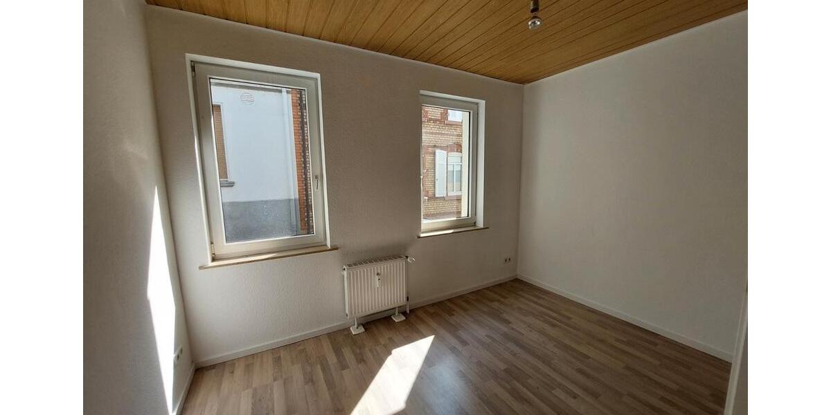 Einfamilienhaus Eltville am Rhein Erbach - 6 Zimmer, 150 m&sup2;, 410.000&euro; | Angebot:26989556