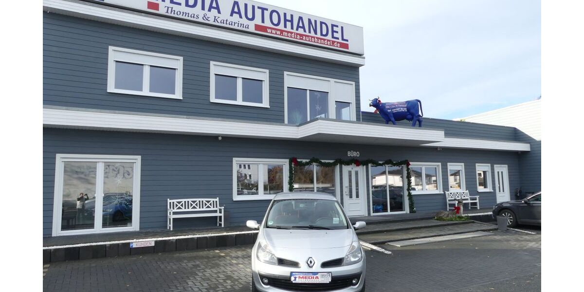 Renault Clio 136.000 km 4.000 &euro; Magdeburg 39108