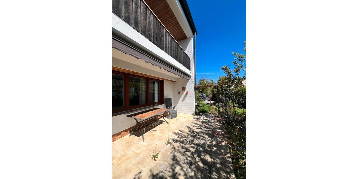 Reihenhaus Amberg - 4 Zimmer, 122 m&sup2;, 1.900&euro; | Angebot:26617784