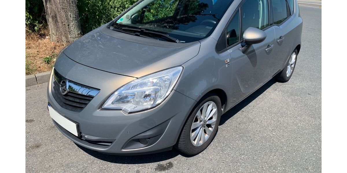 Opel Meriva 125.000 km 6.888 &euro; Frankfurt 60437