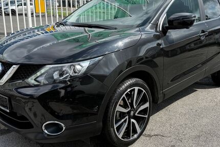 Nissan Qashqai 18.900 km 11.490 &euro; Ahaus 48683