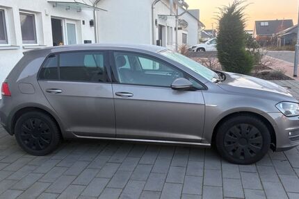 VW Golf 187.000 km 8.800 &euro; Wolfenbüttel 38304