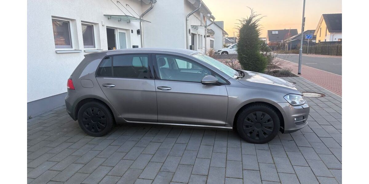 VW Golf 187.000 km 8.800 &euro; Wolfenbüttel 38304