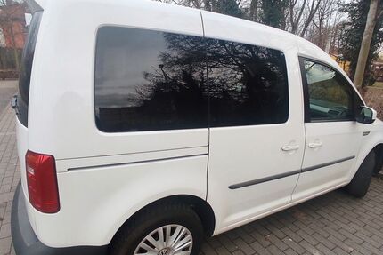 VW Caddy 389.000 km 6.500 &euro; Bad Sachsa 37441