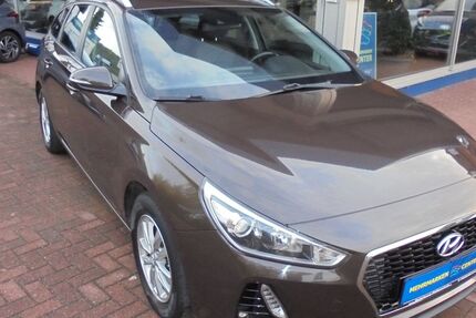 Hyundai i30 135.000 km 8.990 € Bad Salzungen 36433
