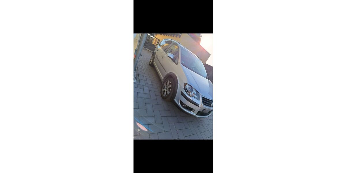 VW Touran 195.008 km 6.500 &euro; Gierschnach 56294
