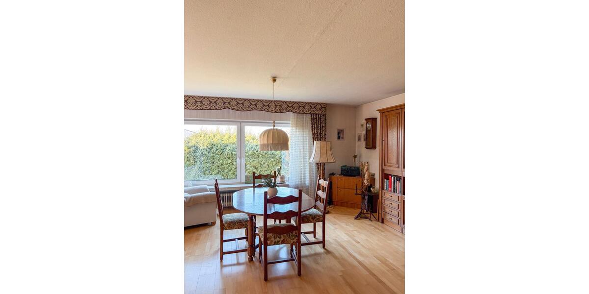 Einfamilienhaus Alsfeld - 8.5 Zimmer, 262 m&sup2;, 398.000&euro; | Angebot:26987863
