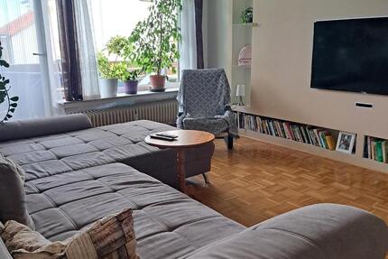 Saniert & Top-Lage: 2-Zi. (63 m²) mit Südbalkon, EBK & Stellplatz 2 zimmer