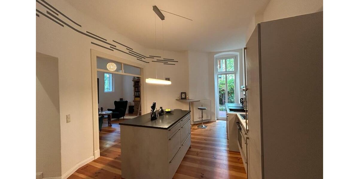 Erdgeschoßwohnung Berlin Friedrichshain-Kreuzberg - 3.5 Zimmer, 120 m&sup2;, 2.790&euro; | Angebot:26635086