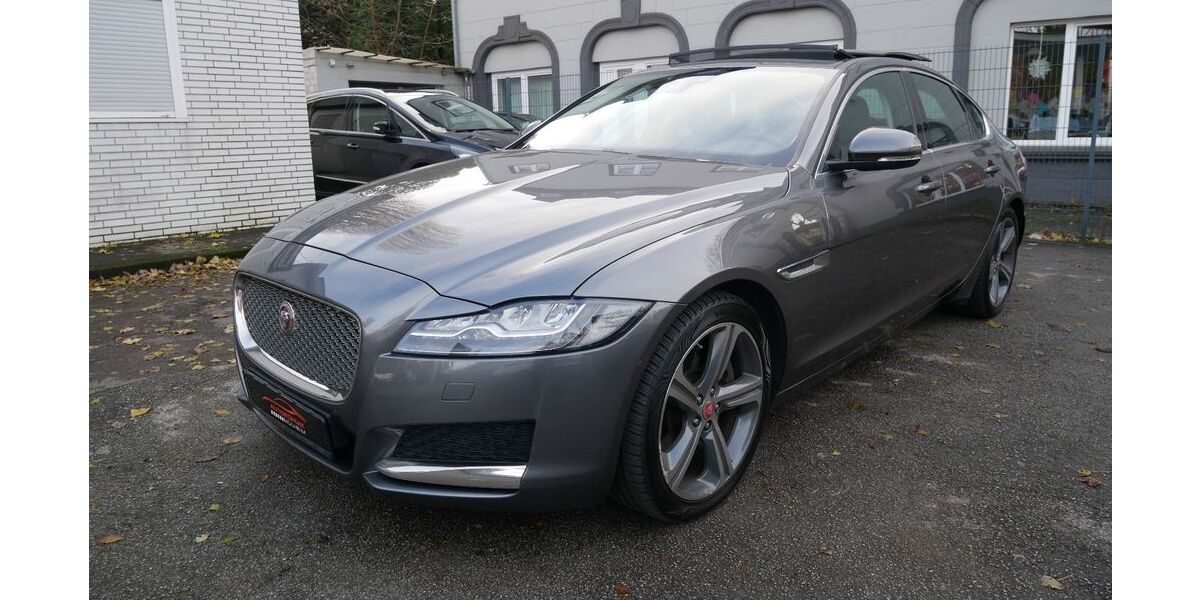 Jaguar XF 175.215 km 16.950 &euro; Mülheim an der Ruhr 45473