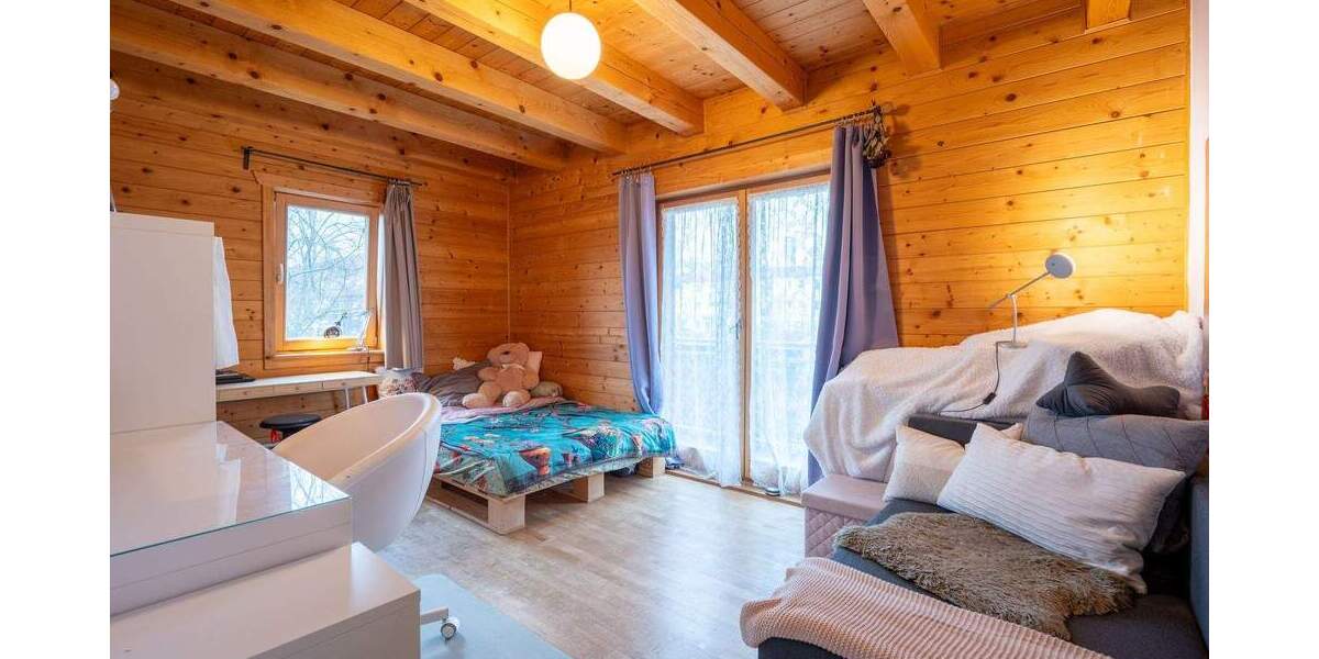 Einfamilienhaus Neubiberg - 6 Zimmer, 240 m&sup2;, 3.500&euro; | Angebot:24835293