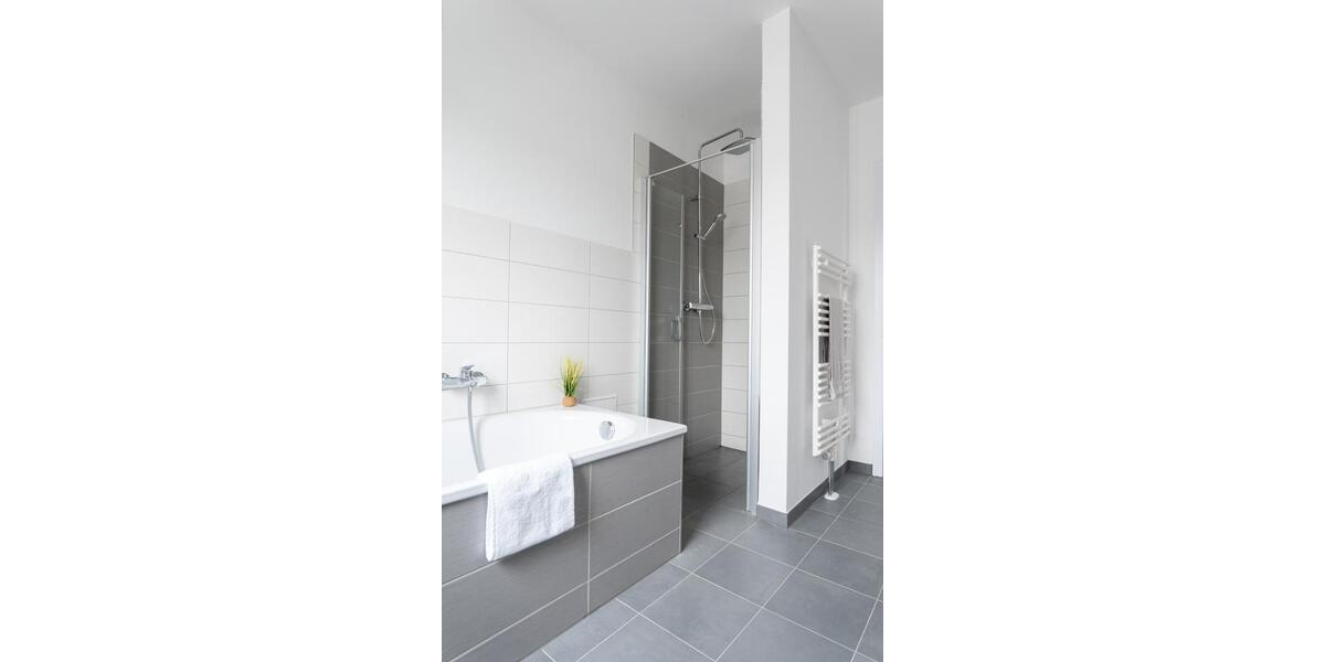 Einfamilienhaus Schönebeck (Elbe) - 4 Zimmer, 127 m&sup2;, 975&euro; | Angebot:25851977