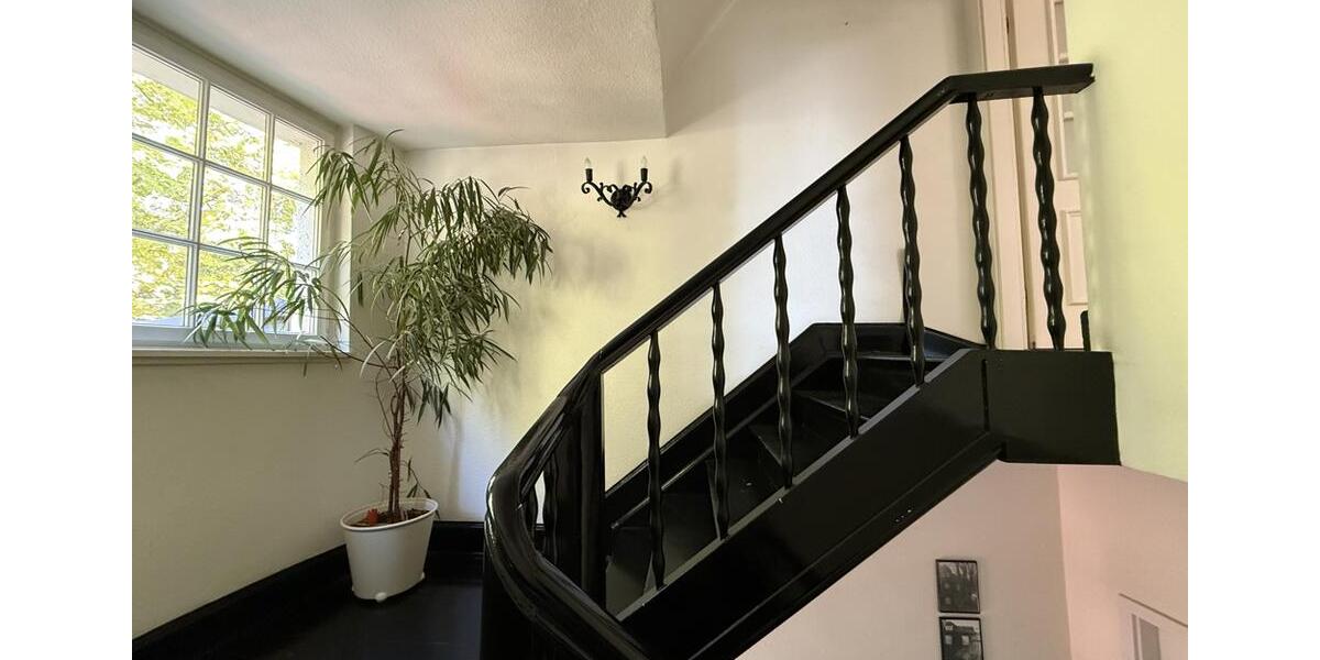 Einzigartiges Mietangebot: Historische Villa mit großem Garten | ca. 310 m² Wohnfläche 12 zimmer