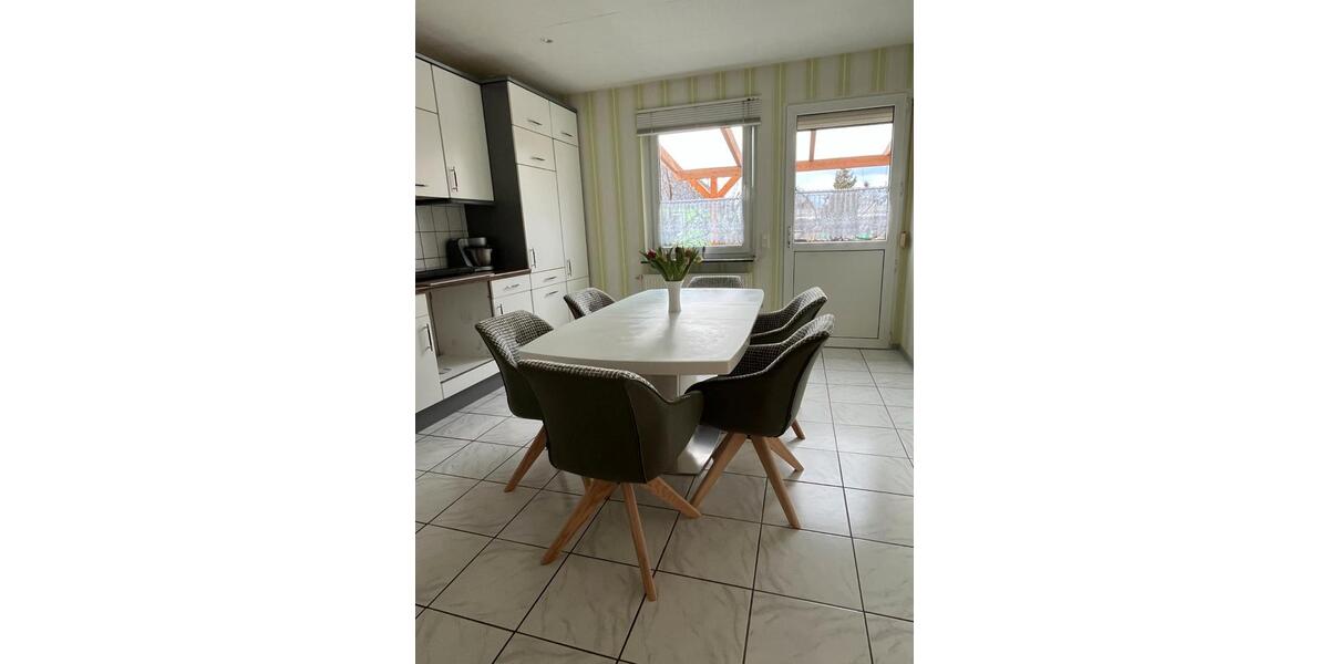 Einfamilienhaus Arendsee (Altmark) - 7 Zimmer, 172 m&sup2;, 230.000&euro; | Angebot:27121343