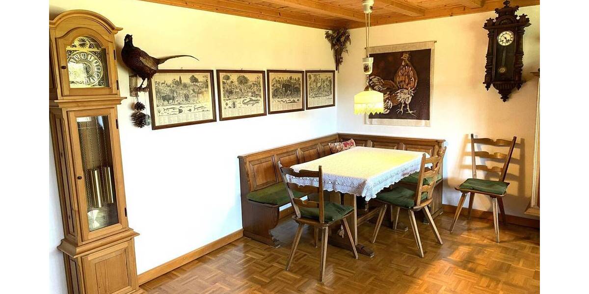 Einfamilienhaus Bonndorf im Schwarzwald Brunnadern - 8 Zimmer, 181 m&sup2;, 450.000&euro; | Angebot:26379865