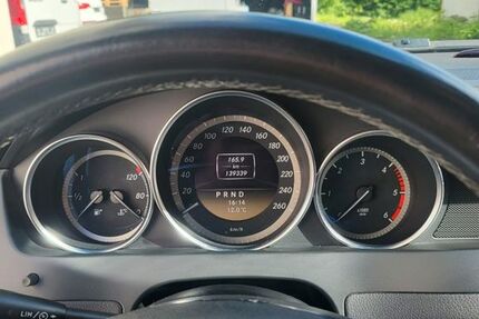 Mercedes C 200
