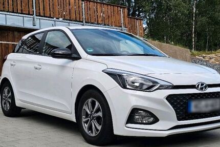 Hyundai i20 72.000 km 10.750 &euro; Wilhelmsthal 96352