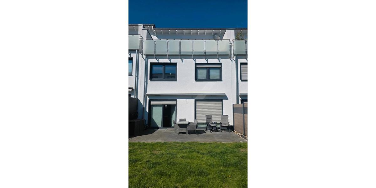 Reihenhaus Hildesheim Oststadt/Stadtfeld - 5 Zimmer, 153 m&sup2;, 500.000&euro; | Angebot:26323200