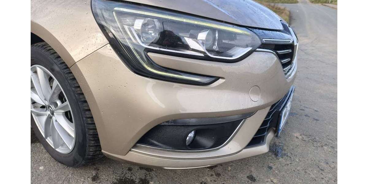 Renault Megane 152.000 km 9.400 &euro; Steffenberg 35239