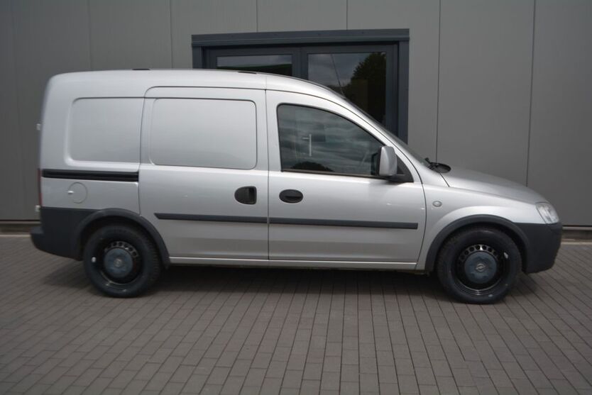 Opel Combo 200.000 km 4.999 € Cuxhaven 27472