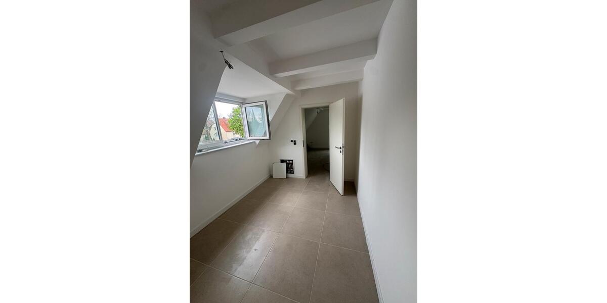 Dachgeschoßwohnung Augsburg Bärenkeller - 2 Zimmer, 26 m&sup2;, 870&euro; | Angebot:26592581