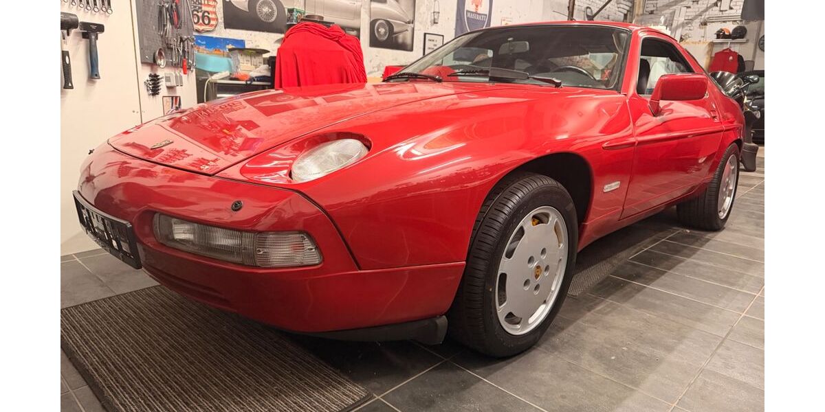 Porsche 928 217.916 km 25.928 &euro; Hattingen 45527