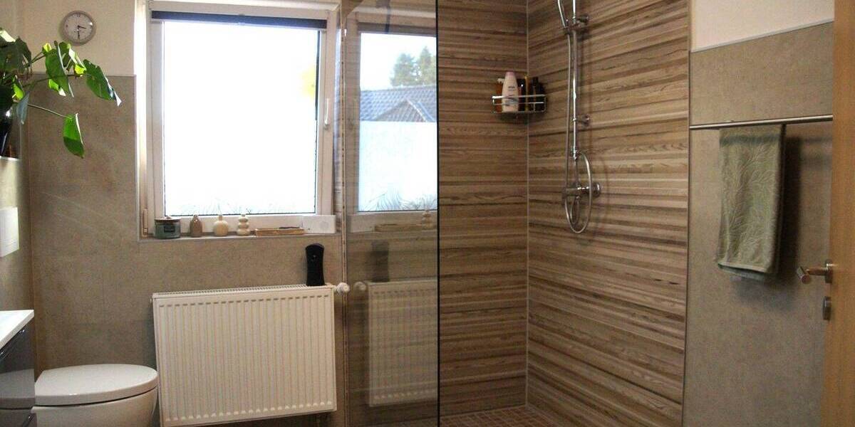 Bungalow Geeste - 2 Zimmer, 95 m&sup2;, 229.500&euro; | Angebot:23564036