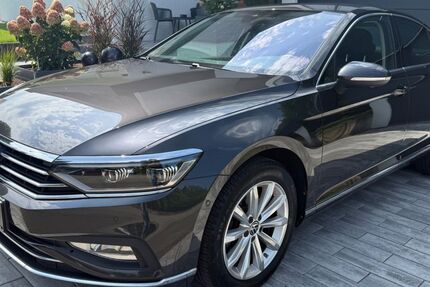 VW Passat 104.800 km 26.980 € Tettnang 88069