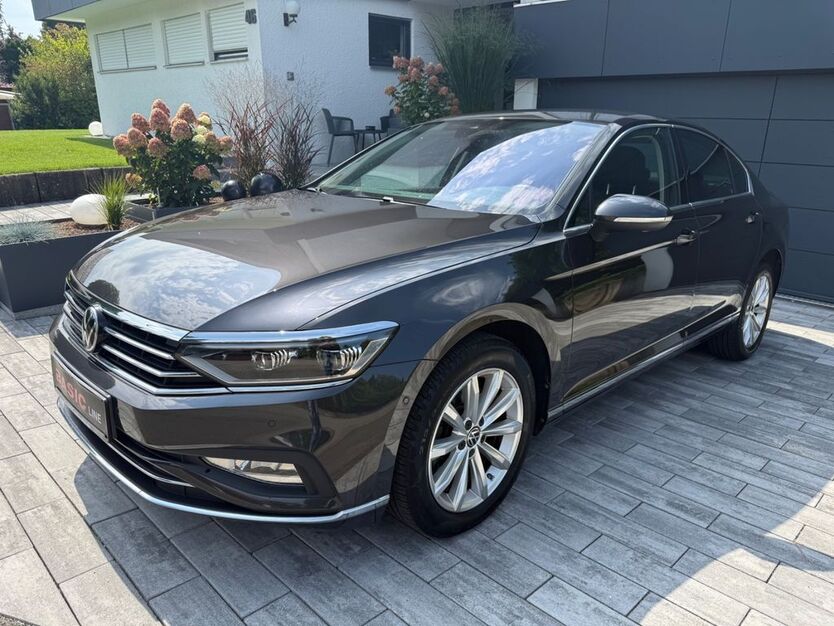 VW Passat 104.800 km 26.980 € Tettnang 88069